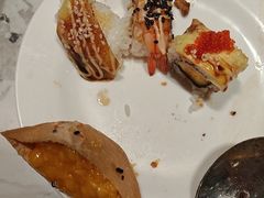 -金马门国际美食百汇(珞喻路店)