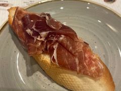 -Tapa Tapa