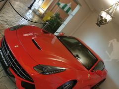 -法拉利主题公园