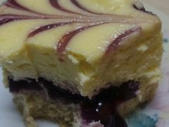 -红宝石·鲜奶小方·海派西点房(丰庄店)