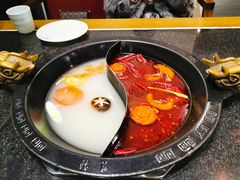 -重庆德庄火锅(体育中心店)