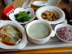 -莲生母婴月子中心(清水河公园店)