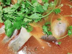 -野山舂·贵州现舂酸汤火锅(鸿通城店)