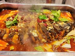 -老街烧烤大排档·地道湖北菜·龙虾馆(汉口火车站店)