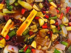 -乡土特色.冷锅鱼.牦牛肉汤锅