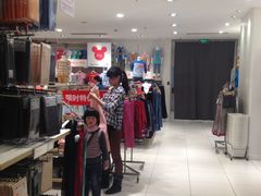 -优衣库(上海正大广场店)