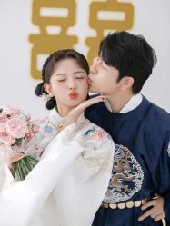 -巴黎春天婚纱摄影(临安店)