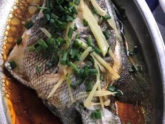 -钱大妈海鲜饭店(保利林语店)