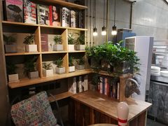 -HIGH FIVE哈福手工汉堡(桂林路店)