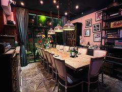 -SISTERS BAR RESTAURANT川意酒馆(嘉善老市H楼店)