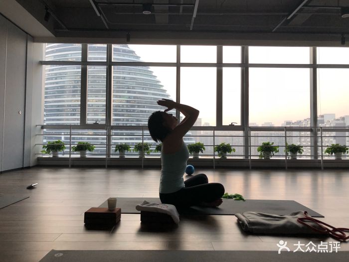 fineyoga梵音瑜伽(融科望京中心店)图片