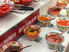 -老牌坊云南鱼豆花火锅(哈西万达店)