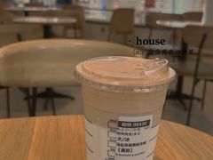 -星巴克臻选(上海淮海百盛购物中心店)