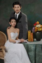 点击看大图 -挪娅婚纱摄影皇家会所