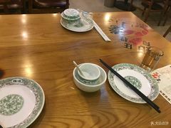-鲁小三·大骨自助(金山总店)
