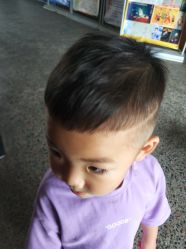 -马克叔叔儿童理发形象设计