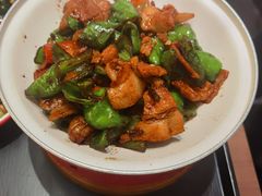 -顺溜·手工刀削面·黑金店(铜锣湾店)