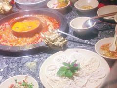-蜀大侠火锅(香格里拉店)