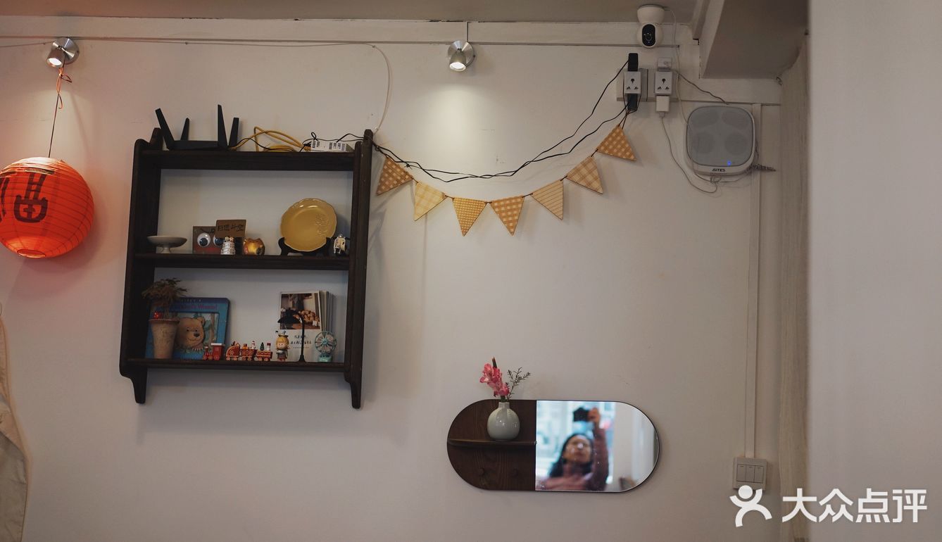 TonTon小屋☕️社区咖啡甜点木质小屋