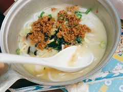 -灵芝妹子米线(瓦房店新玛特店)