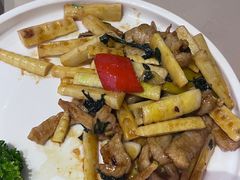 -味妙顺德厨房(绿地缤纷城店)