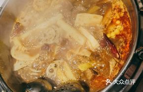 Family Feast Pot