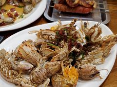 -老东镇啤酒屋海鲜加工·蒸汽海鲜·海鲜烧烤(台东店)