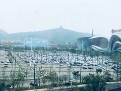 -融创茂-停车场