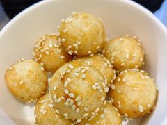 糖油粑粑-黑色经典臭豆腐·湖南特产(坡子街特产局店)