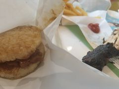 照烧鸡肉玄米堡-德克士(通惠门店)