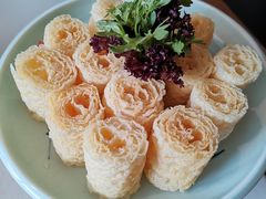 -左庭右院鲜牛肉火锅(浦江欢乐颂店)