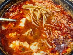 -吴草鸡爪오초닭발韩食堂(融恒盈嘉中心店)