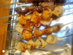 -喝丢一只鞋海鲜烧烤·海肠捞饭(市场店)