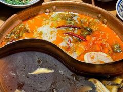 -洱火云南酸菜牛肉火锅(石景山当代商城店)