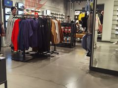-NIKE品牌体验店(南京东路店)