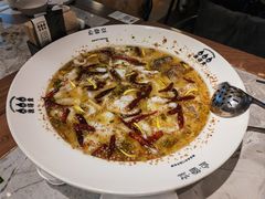 -渔语鱼新川菜Bistro(万象天地店)
