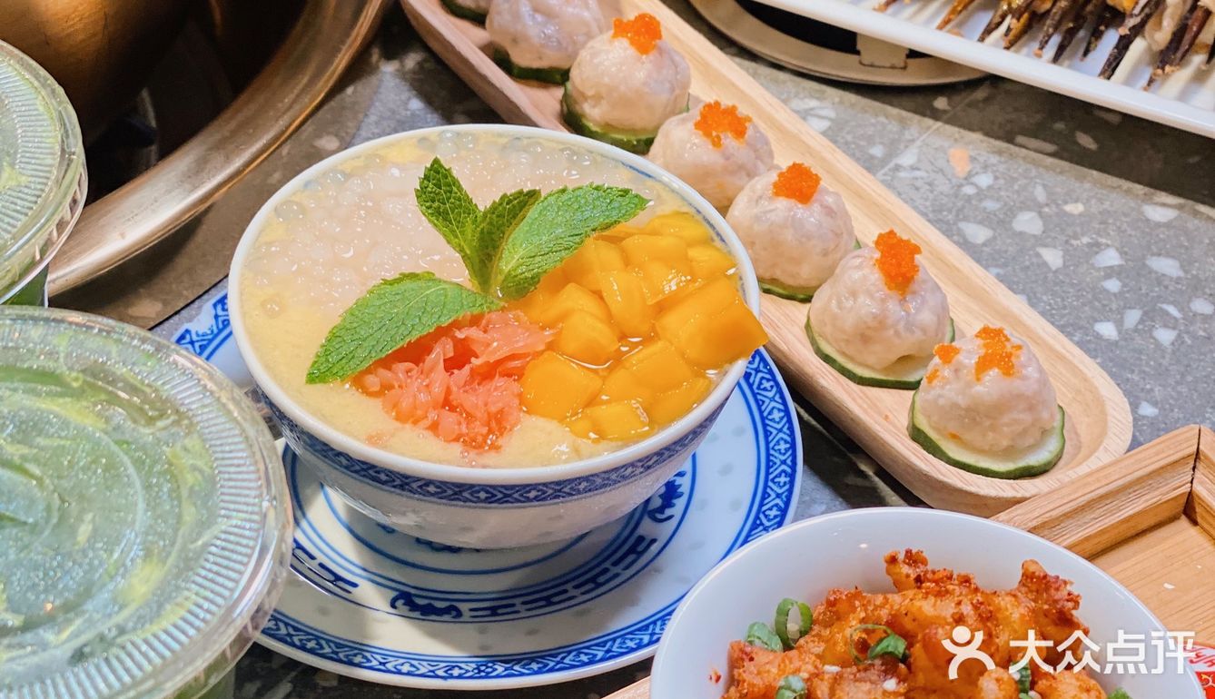 重庆探店｜大芊金串串家🍢的甜品是我的最爱了！🥤