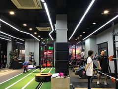 -Freedom Fitness私教健身俱乐部(徐虹北路店)