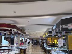 -嘉兴戴梦得购物中心