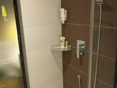 -路客HOTELS酒店(广州东站林和西地铁站店)