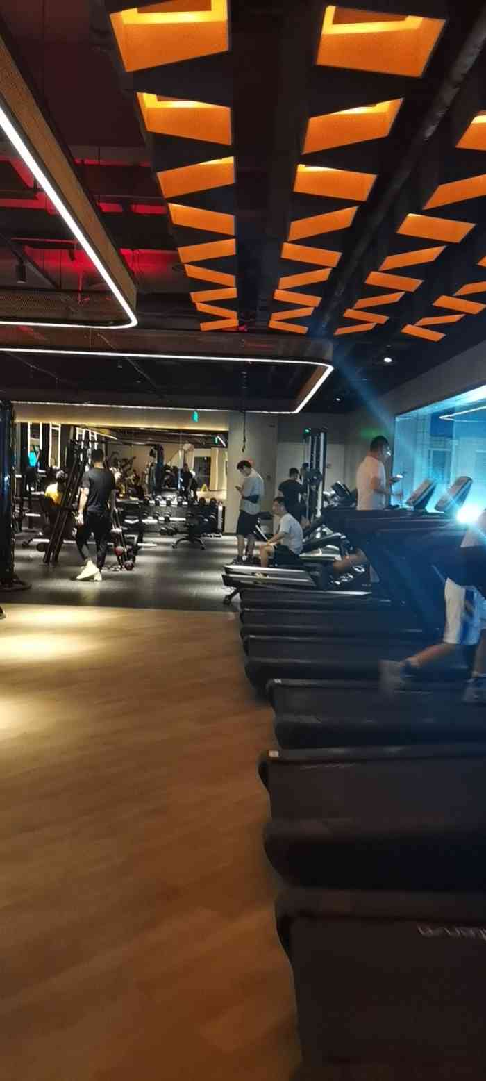 mob迈博健身游泳(张江旗舰店)