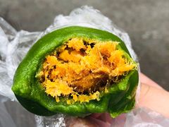 蛋黄肉松青团-许阿姨糕团店(南京总店)