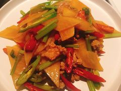 酸萝卜炒牛肉-日上三甘(三里屯店)