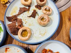 -明洞阿姨·韩式酱蟹烤肉·创意料理(三元桥店)