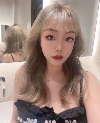 -PE SALON