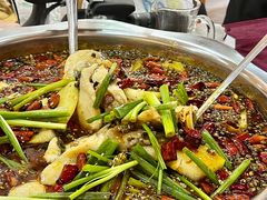 -乡土特色.冷锅鱼.牦牛肉汤锅