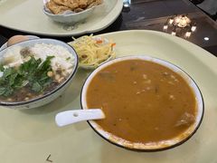 -方中山胡辣汤(顺河路店)