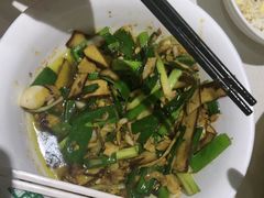 -绿草地·湘菜(7mall店)