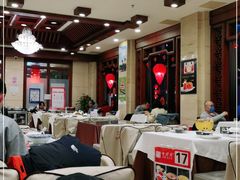 大堂-老浒记民俗酒楼(王府井店)