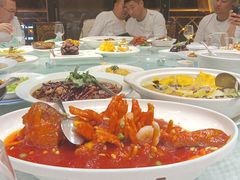 -王朝大酒店徐汇店-地面停车场